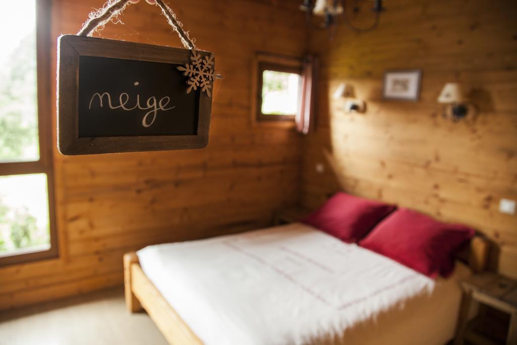 Chalet La Ferme De Noemie Mercury-Gémilly Δωμάτιο φωτογραφία