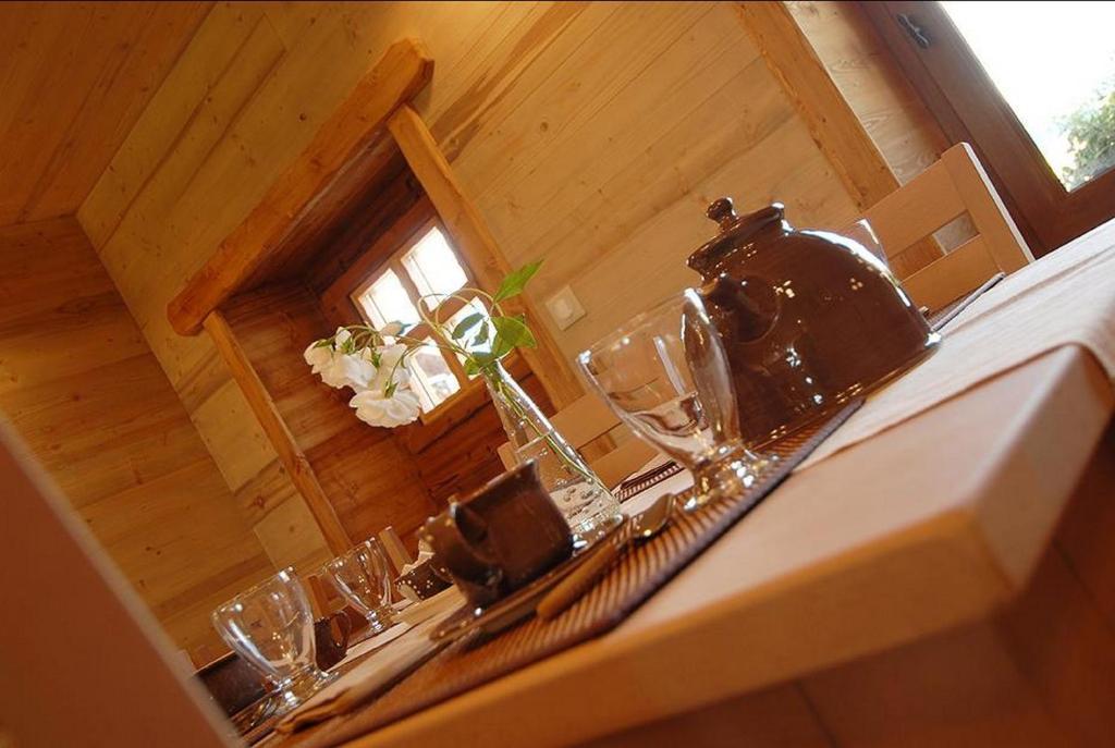 Chalet La Ferme De Noemie Mercury-Gémilly Εξωτερικό φωτογραφία